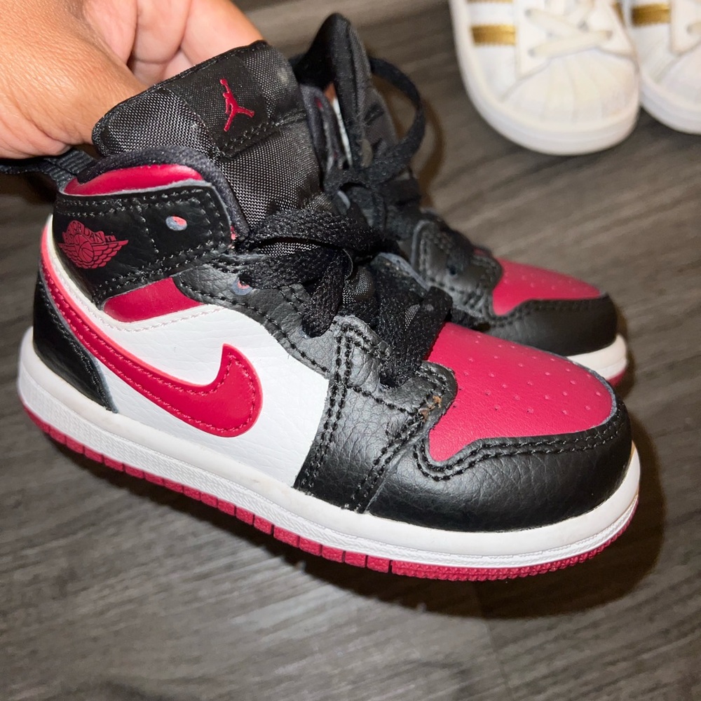Toddler shoes 5c-6c